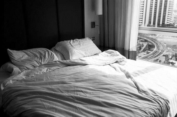 Bu haber muhtemelen annelerinizin ho�una gitmeyecek ama ara�t�rmac�lar�n tavsiyesi kalkt���n�zda yata��n�z� oldu�u gibi b�rak�p b�t�n g�n boyunca havalanmas�n� sa�lamak.