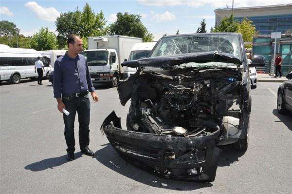 Erdem Aksan, bir gazetecinin, "Tank, aracnn stne gelirken neler  hissettin, korkmadn m?" eklinde sorusuna, "O dakika hibir eyin nemi yoktu.  nk ertesi gn sabah olduunda bir ID gibi kafalar kesilecekti. Onun artk az  ok farkna vardk. nk her taraf bombalamaya balamlard. Darbe eer  gereklemi olsayd bugn havalimannda ve statlarda insanlar rlplak  olacakt. Elleri kelepeli olacakt." cevabn verdi.