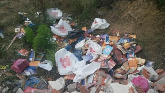 Edinilen bilgilere gre, negl'e bal Yeniceky mahallesi Sivritepe mevkiindeki plk alana atlan Fetullah Glen imzal kitaplarn olduu ihbarn deerlendiren negl Jandarma Komutanl ekipleri, plk alannda incelemelerde bulundu. ncelemeler srasnda bulunan 316 kitap ele geirildi.