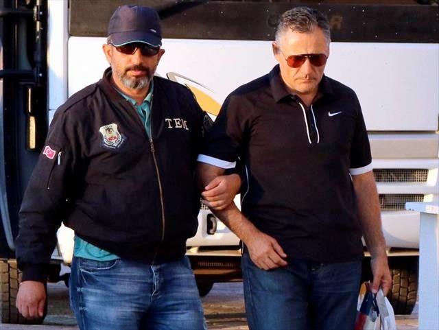 Tugeneral Sar ifadesinde, &#8220; 1988-1992 yllar arasnda evlere ve yurtlara gidiyordum, tm toplantlara katlyordum. 10 yl sreyle Cemaat&#8217;e hizmet ettim. 2007 ylndan sonra zellikle Balyoz ve Ergenekon operasyonlarnn ardndan uzaklamaya baladm, ilikimi askya aldm" dedi.