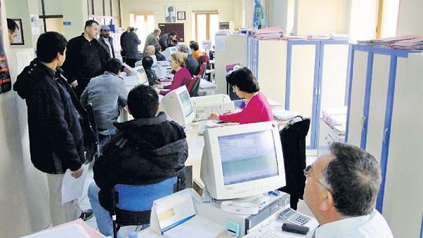 BABAKANLIK, 15 Temmuz&#8217;da darbe giriiminin ardndan kamu kurum ve kurulularn uyararak, mesai saati sonunda alanlarn kurumdan ayrlmalarn, kontrol amal bir nbeti braklmasn istedi.