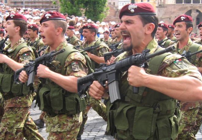 GENELKURMAY BAKANI ATAMASI  lkede, genelkurmay bakannn atamas, bakanlar kurulunun tavsiyesi dorultusunda savunma bakan, babakan ve cumhurbakannn imzasn tayan l kararnameyle yaplrken, kuvvet komutanlarnn atamalar ise yine bakanlar kurulunun nerisi ile genelkurmay bakan, savunma bakan, babakan ve cumhurbakannn drtl kararnamesiyle gerekleiyor.