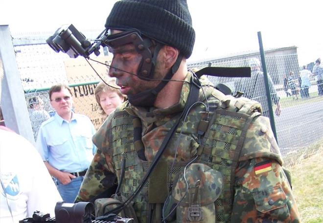 SUBAYLIK N ASKER NVERSTE ZORUNLU  Subay olabilmek iin iki askeri niversiteden birini tamamlama zorunluluu bulunan lkede, bu niversitelerde mhendislik, iletme, ekonomi, tarih, siyaset ve sosyal bilimler gibi farkl alanlarda eitim olanaklar bulunuyor.