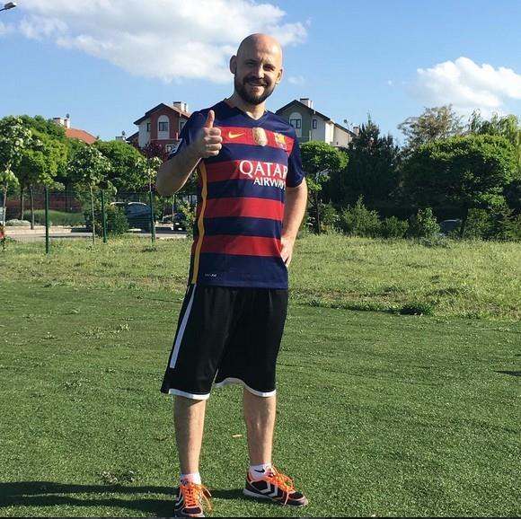 2015 ylnda "O Ses Trkiye" adl televizyon programnn yl bana zel blmnde yarmtr.