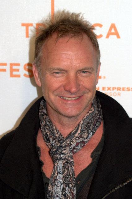 Sting<p>  Dndm imaj yaratabilmek iin tam be ylm verdim. Benim iin nasl grnmek istediim her eyden nemli. Bir dereceye kadar yaratclnz bir kalba sokmak zorundasnz.