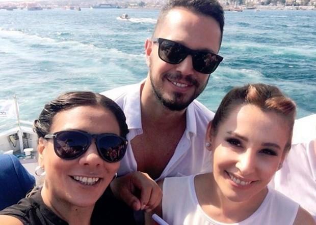 IIN KARACA - MURAT BOZ