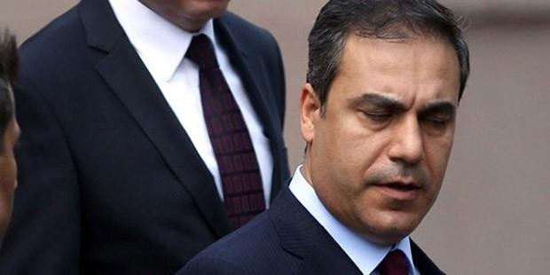 Tm bunlara ramen darbe ne MT&#8217;e ne Emniyet stihbarat&#8217;a ne de Jandarma stihbarat&#8217;a szmad. 12 Eyll&#8217;de darbe plan MT&#8217;in uayla datlm fakat Babakan&#8217;a haber verilmemiti. Bu kez yle bir durum yoktu.