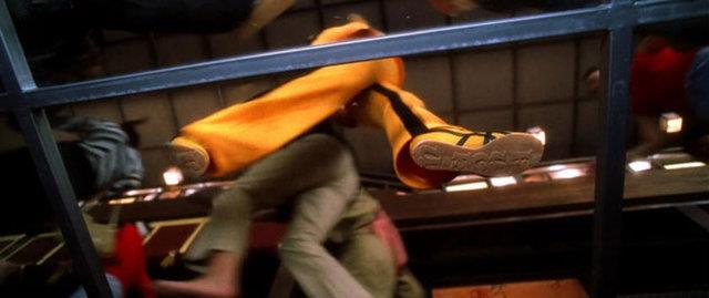 Sahne gerei uan Kill Bill'in ayakkab markasnn belli olduu sahne.