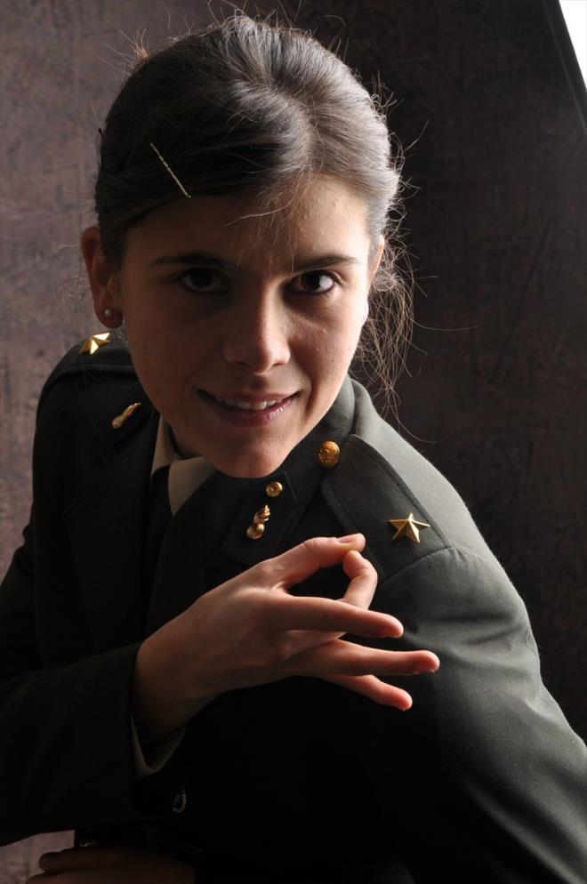 Nayr, son senesine girdiinde ise her eye ramen artk mezun olabileceine inanmaya baladn ancak FET'ye yakn rencilerin 4 senede "yata yata" bitirdii okulu kendisinin 5 sene aba gstererek bitiremediini belirterek, "Biz literatrde zaten 'temen' olmutuk. Kta staj yaptk ve staja geldik. Ardndan btnleme snavlarna girip mezun olacaktk. Onda bile elimizi kolumuzu baladlar." ifadelerini kulland.