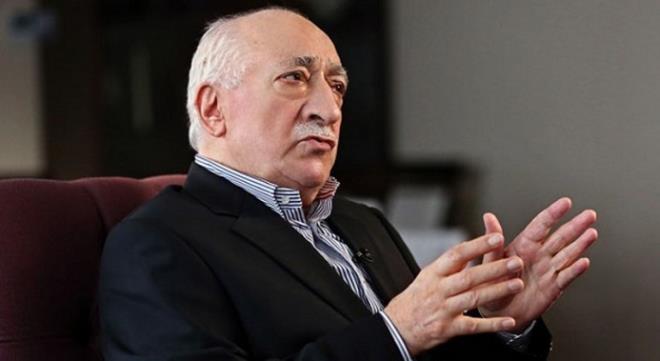 ABLALIK SSTEM    sim srekli deitirilirdi. Biz bilmezdik. Bize &#8216;Fatma&#8217; denirdi ismi, ama ad Fatma deildir. Sonradan renirdik. Baka bir ile gider, ismi deitirdi. Gidene kadar ismi bilinmezdi, gittikten sonra &#8216;bu ablann ismi uymu&#8217; denirdi. Ben il deitirmediim iin gerek adm kullandm.    Tedbir ok nemli. Zaman gelince bir darbe olunca ya da hizmetin okullarna, kolejlerine polis baskn yapt zaman siz nasl cevap vereceksiniz? Darbe kelimesini ok kullanrlard. &#8216;Darbe olduu zaman sen hizmetin neresinde olacaksn?&#8217; diye seni hazrlyorlard.