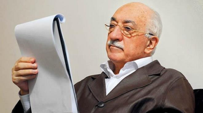 FETULLAH GLEN&#8217;N MEHD OLDUUNA NANIYOR MUYDUNUZ?    Hayr. Benim bulunduum yerde bunu konuan kimse yoktu. Ama ar derecede yceltiliyordu. &#8216;Kesinlikle doru sylyor, u zamana kadar hi yanl olmad, olsayd kard.&#8217; Diyerek yceltiliyordu. rencilere de byle anlatlyordu.    Ev anneleri maddi noktada ok iyi oluyorlard. Seilmi oluyorlard. O blgede maddi adan ok iyi oluyordu ve eve maddi adan yardm ediyordu.