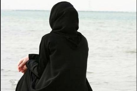 Yllarca FET evlerinde 'ablalk' yapan Aye isimli kadn CNN Trk canl yaynnda Didem Arslan Ylmaz'n sorularn yantlad.