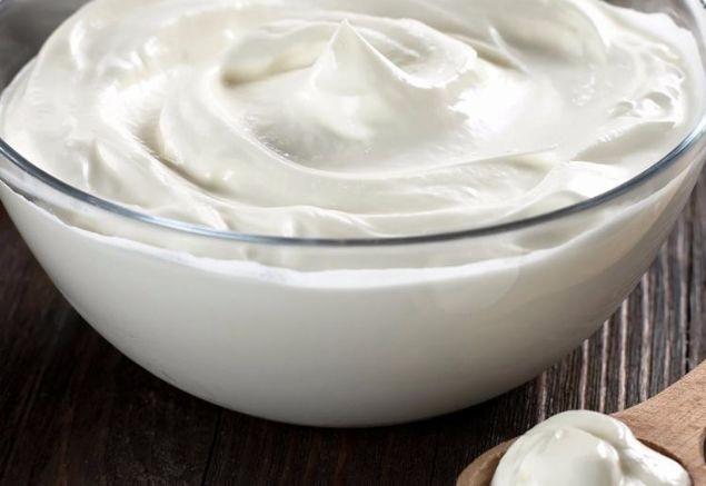 Yourt, ayran<br>    Yourt, bal, taze ekilmi keten tohumu karm uyku perilerini aran bir dier formldr. Ayrca sarmsakla lezzetlendirdiiniz ayran veya cackla birlikte uykuya dalma srecinizi ksaltabilirsiniz.