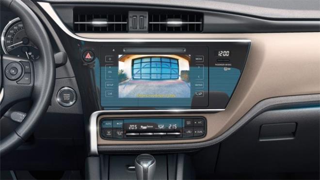 Yeni Corolla'da 1.4 litre D-4D turbo dizel ile 1.33 litre ve Valvematic sistemlerine sahip 1.6 litre iki benzinli motor seenei de bulunuyor.