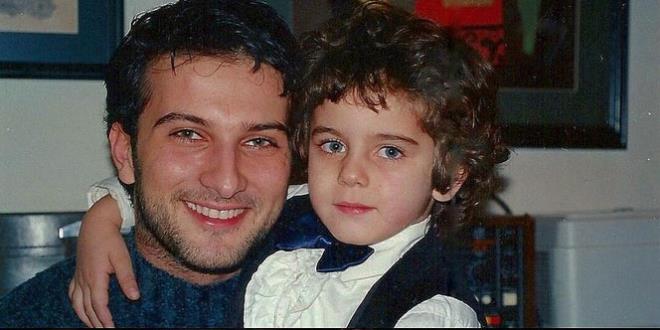 Henz kk bir ocukken tanma frsat bulduu Tarkan'la yllar sonra yeniden buluan oyuncu Batuhan Aydar, fotoraflarn Twitter&#8217;da paylat.