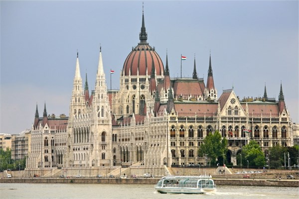 <p><b>Macaristan, Budapete </b></p>    Macaristan Parlamento Binas
