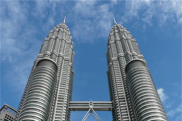 <p><b>Malezya </b></p>    Petronas Kuleleri - Kuala Lumpur