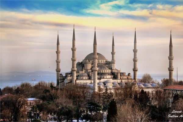 <p><b>stanbul </b></p>    Sultan Ahmet Cami