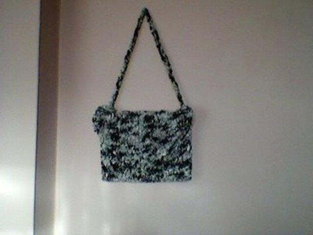 Trk evlerinin en gzel kesine Kur'an- Kerim antaya konularak aslr.