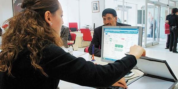 "Avrupa'da da byledir. Avrupa lkelerinde gn tanmlamas yoktur. Belli yaa gelenler emekliye ayrlabilir. alamayacak yaa gelen insana emekli denir. Emeklilik yallk ayldr."