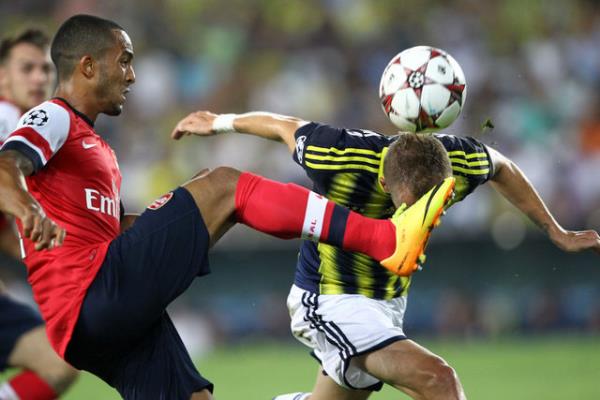 53. dakikada Wilshere'in getirdii topu alarak ceza alannda kaleciyle kar karya kalan Walcott'un yakn mesafeden vuruunda, ileri kan kaleci Volkan Demirel'den dnen topu, savunma uzaklatrd.