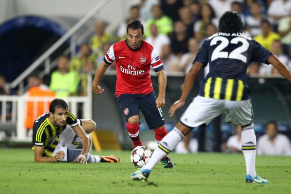 45 1. dakikada Ramsey'in pasyla ceza alanna giren Giroud'un utunda, mein yuvarlak yandan auta kt.