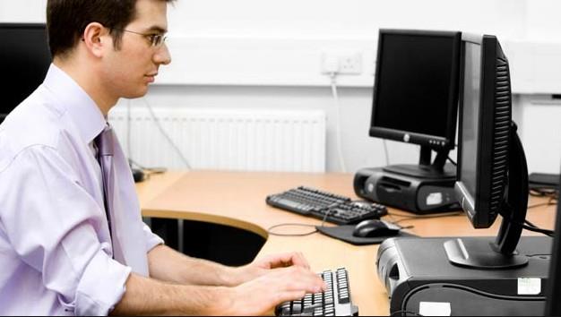 Ayrca FET&#8217;c olduu dnlen memurlar BMER zerinden ikayet alrsa, bu memurlar hakknda da soruturma balatlyor.