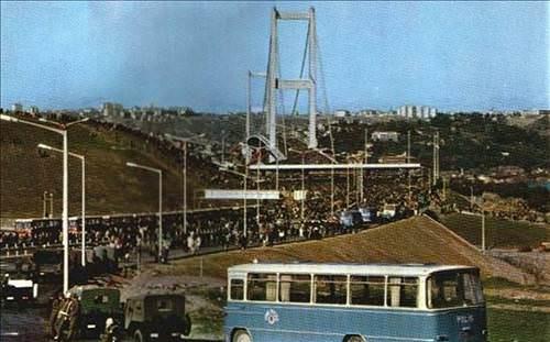 Kpr Cumhuriyetin 50. yldnm olan 29 Ekim'den bir gn sonra 30 Ekim 1973'de trenle ald...