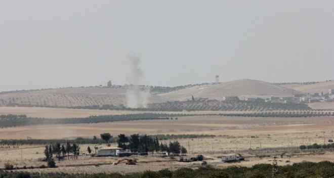 Muhalifler, Trkiye snrnda Gaziantep'in Elbeyli ilesinin karsnda yer alan obanbey ilesinde de Memili (Tel Atiya) ve Hacac kylerini ele geirdi.