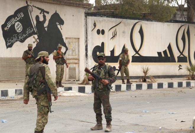 AA muhabirine bilgi veren SO komutanlar Cerablus'un bat ve gneybats ile obanbey'deki ilerleyilerinin devam edeceini bildirdi.