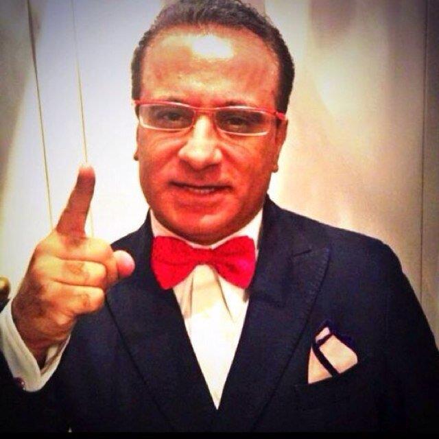 Kse son olarak Twitter'da zcan Deniz ve Mahsun Krmzgl'n yllar nce ekilmi fotoraflarn yaynlad.