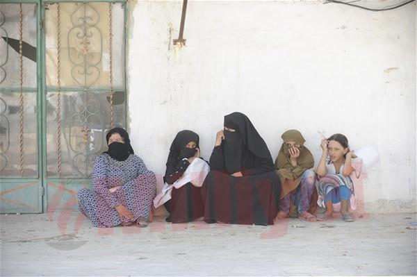 TSK destekli operasyonun balamasndan hemen sonra ID'lilerin aralarna binerek hzla kenti terk ettiini syleyen Cerabluslular, u anki durumdan olduka memnun olduklarn vurguladlar.