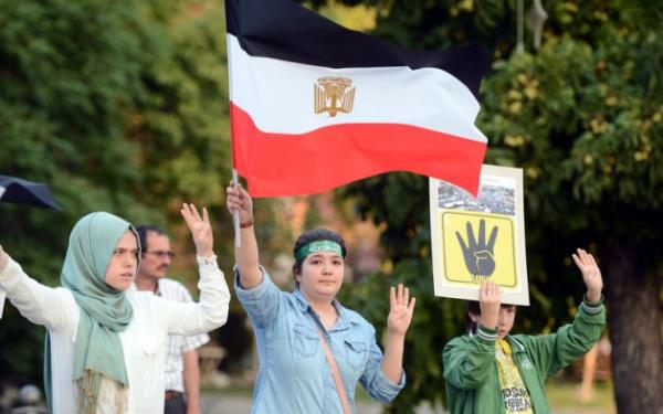 R4BIA slam dnyasnn birliidir.