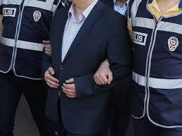 Bakanlkta grmeler fazla olduu iin zmlere yetiemediini syleyen F., bakann ses zmleri iin yardm aldn belirtti.