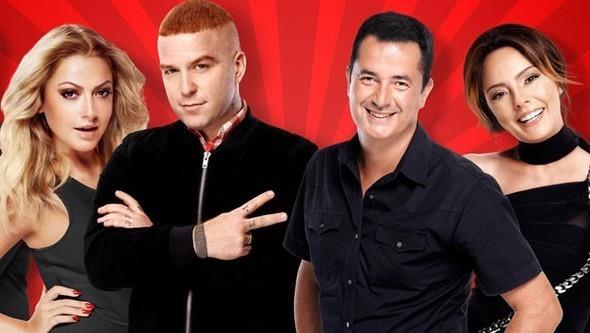 Ebru gnde, 3 sezondur jri yelii yapt O Ses Trkiye'den ayrld.