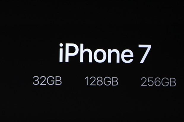 iPhone 7 ve iPhone 7 Plus 32 GB, 128 GB ve 256 GB seenekleri ile raflardaki yerini alacak.