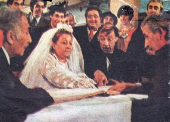 Hayatn zorluklarna kar evlatlarn bir arada tutmaya alan anne ve babann mcadelesini anlatan filmleri ile Nait ve zkul, Trk sinemasnda ayr bir yer edindi.