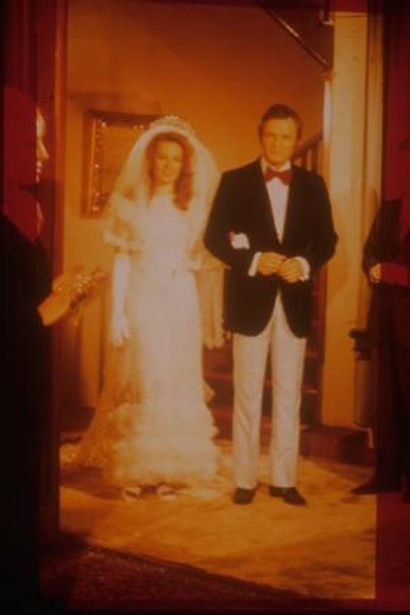 Zengin kz, fakir ak temasn baarl bir ekilde izleyiciye ulatran ikili saysz filmde rol ald.