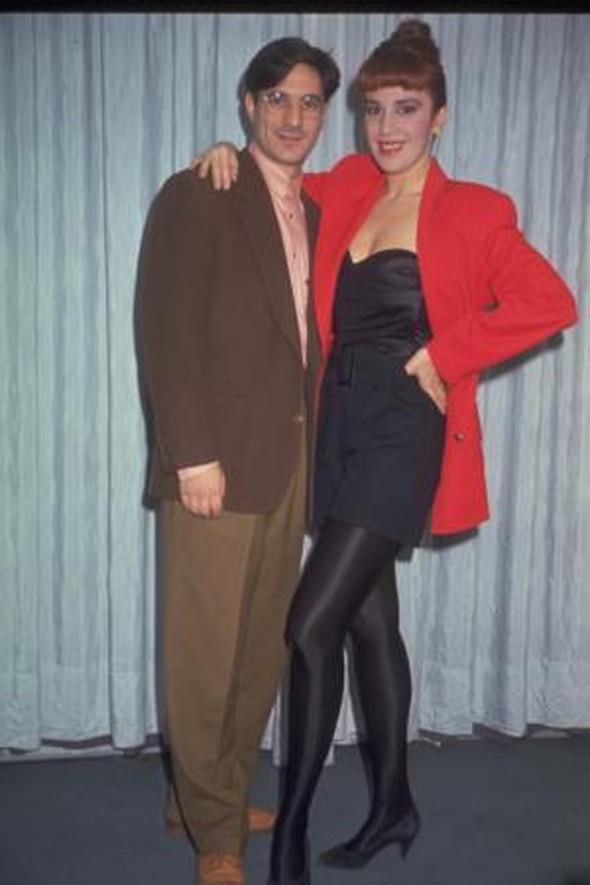 DEM TUN - MEHMET AL ERBL    Mehmet Ali Erbil ve idem Tun, 80'li yllarn en popler isimlerinden...