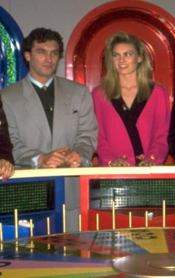 arkfelek'te Tarcan'a Yasemin Koal elik etti.