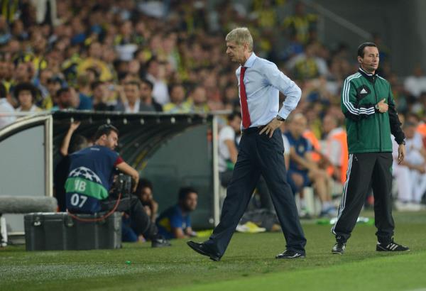 Fenerbahe'ye illa komayan Alex, glmeyen Aykut, formsuz Stoch mu lazm?