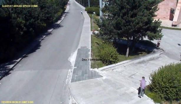 Fetullah Terr rgt/Paralel Devlet Yaplanmas'nn Atatrk niversitesi yaplanmas iinde yer aldn kabul eden Prof. Dr. Halil brahim Tan, eleba Glen'in iki toplantsna katldn syledi. lahiyat Prof. Dr. Tan, '2012 ylnda iki kez Amerika'ya gittim. Burada her defasnda ismini bilmediim bir kii tarafndan havalimanndan alnarak Fetullah Glen'in Pensilvanya'daki malikanesine gtrldm. Bu gidilerim srasnda Glen'in byk bir salonda yapt toplantlara katldm' dedi.