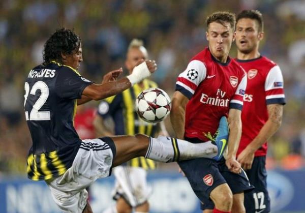 Fenerbahe-Arsenal manda ngiliz ekibinin 2. goln Aaron Ramsey att.