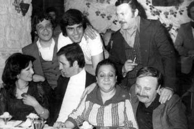 Trk sinemasnda nemli bir yere sahip olan Hababam Snf gibi bir ok filmde rol ald. Sinema dnyasndaki bir ok usta isimle alt.