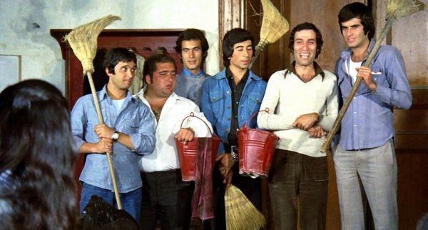 Tark Akan yllar nce verdii bir rportajda Kemal Sunal'la ks ayrldklarn u szlerle aklamt.