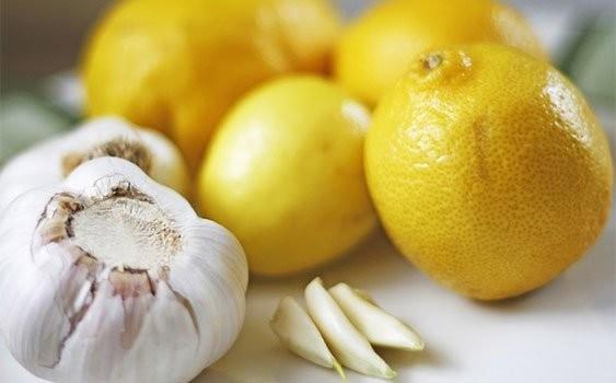 Limon suyu ve sarmsak mucizesi  <br>  2 litre limon suyu, 40 di soyulmu ve ezilmi sarmsak, az sk kapanan koyu renkli veya zeri katla kapatlm bir kavanoza kartrlp doldurunuz.