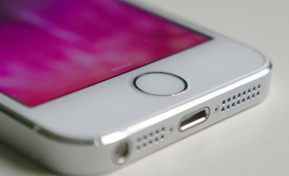 WiFi ak olduu srece WiFi'a da bal deilseniz telefonunuz srekli balanabilecei bir WiFi arayacak; bu da hem arjnzn daha hzl tkenmesine neden olacak, hem de telefonunuzu yok yere megul edecek.