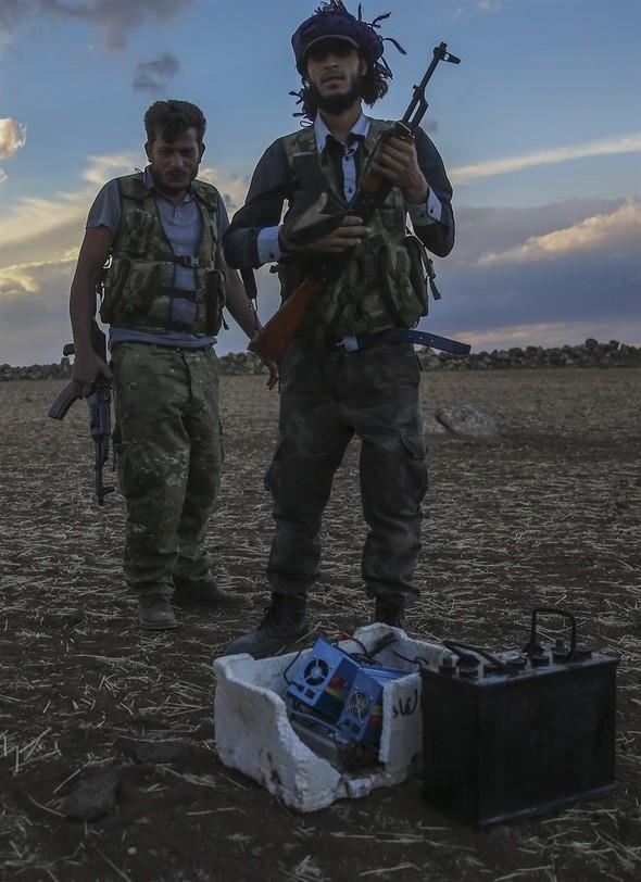 Bir sre nce terr rgt DAE'ten alnan ve dn yeniden DAE kontrolne geen Sekizler ve Kalkm kylerine sabah saatleri itibariyle operasyon dzenleyen SO, terr rgt militanlaryla att.