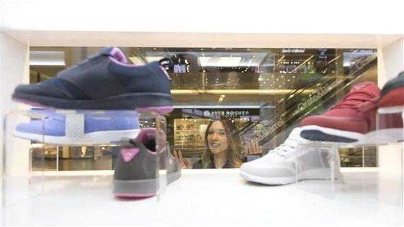 6 - Kredi evraklar�n� kontrol etmeden imzalamak  Bankadaki g�revliler genellikle stresinizi azaltmak i�in kredi belgelerini kendileri doldurup sizden imzalaman�z� isterler. �mzalanan evraklardaki bilgilerin daha sonra d�zeltilmesi de pek m�mk�n de�ildir.Bunun i�in evraklara imza atmadan �nce dikkatlice okumak en mant�kl� yoldur. Unutmay�n ki imzalad���n�z evraklarda �deme plan�n�zdan, �denecek miktara kadar bir�ok �nemli ayr�nt� bulunur.�htiya� kredisi yayg�n olarak, ge�erli acil finansal durumlar i�in tavsiye edilir.