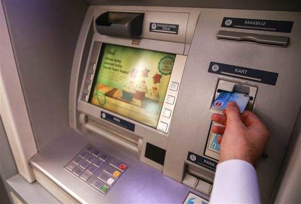 1- Uzun vadede �deme se�enekleri tercih etmek  Bireysel krediler, acil ihtiya�lar�m�z� kar��lamak i�in ilk akl�m�za gelen yollardand�r. Bu yola ba�vurarak ihtiya� kredisi kulland���n�zda ise k�sa vadeleri tercih etmenizi �neririz.   Neden mi k�sa vade?  ��nk� vade ne kadar uzarsa geri �deyece�iniz miktar da o kadar b�y�yecektir. Bu y�zden olabildi�ince k�sa vadeli kredi kullanmay� tercih edin.